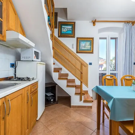 Apartment In Near The *