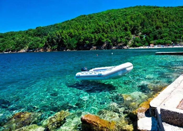 Διαμέρισμα In Near The Cres