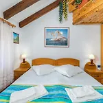 Apartament In Near The